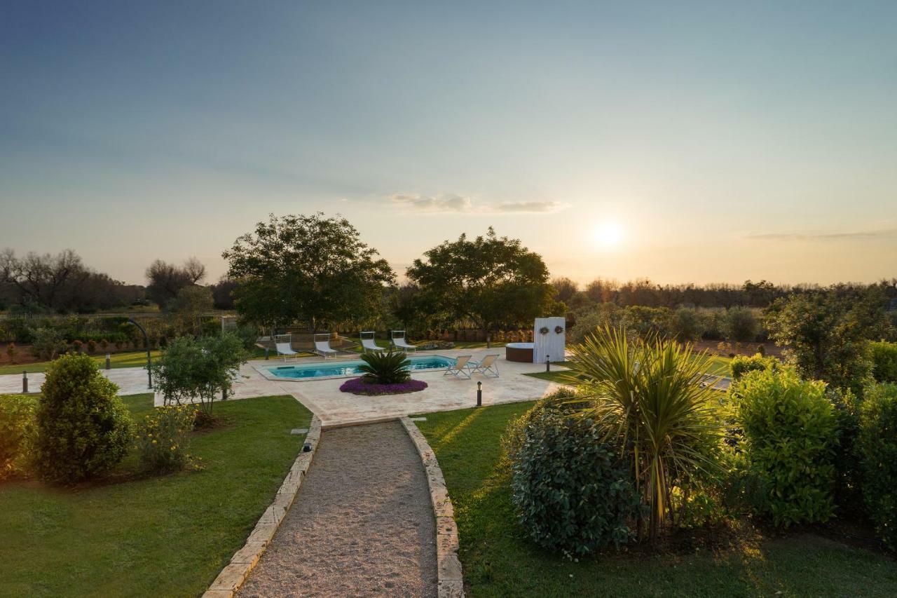 Villa Li Furneddhri Casarano Exterior foto