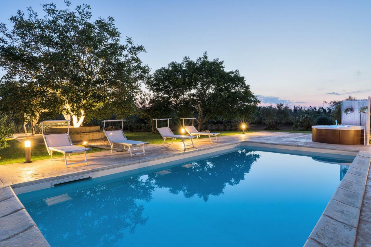 Villa Li Furneddhri Casarano Exterior foto